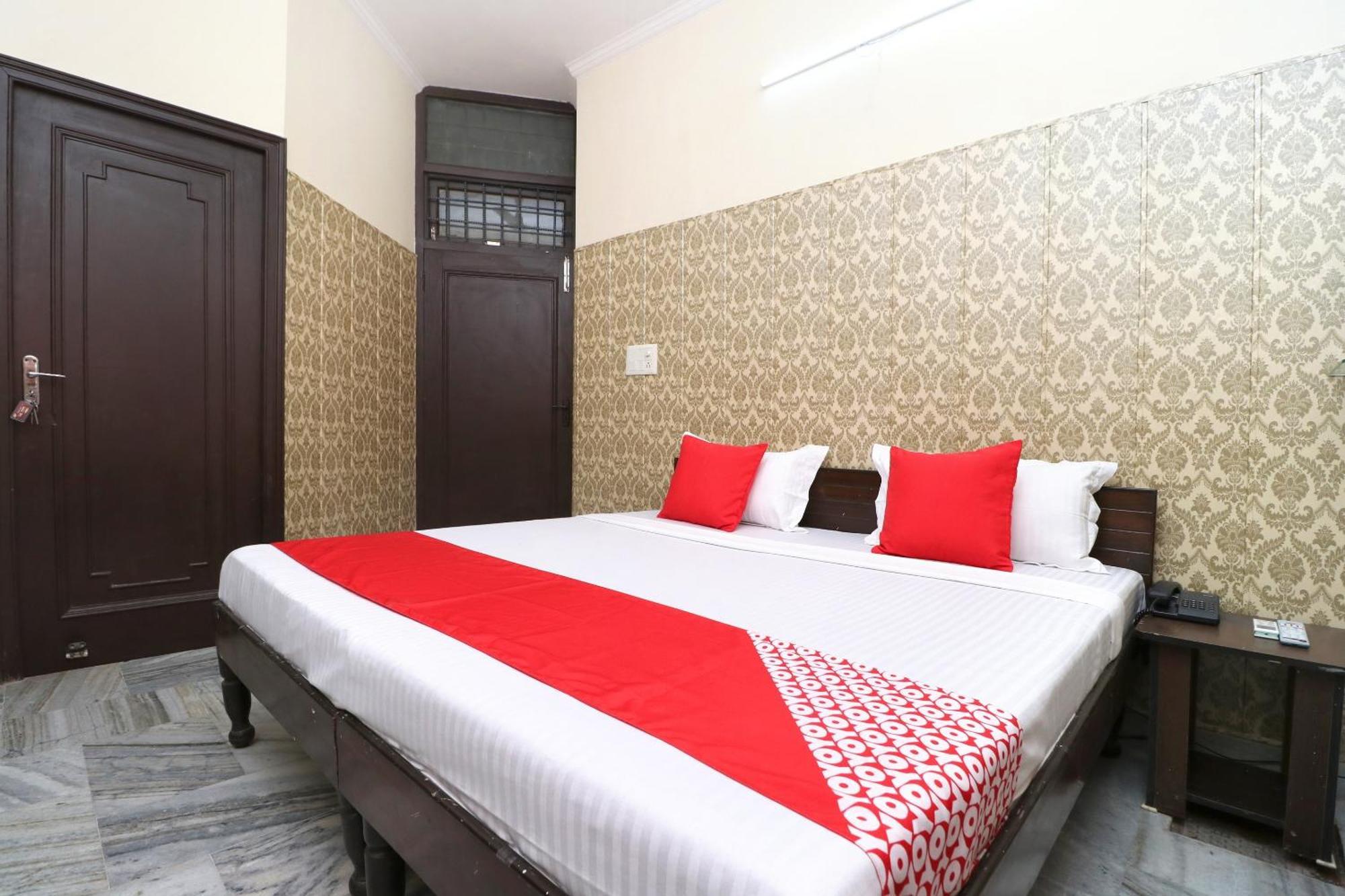 OYO 22090 Hotel Mall Residency Amritsar Exterior foto
